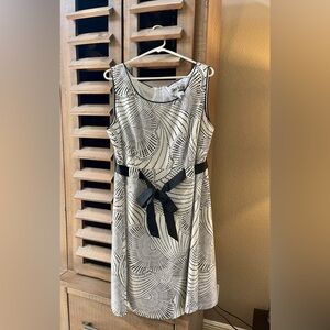Black & white, 100% polyester dress. Size 18W. Worn one time. Excellent shape.
